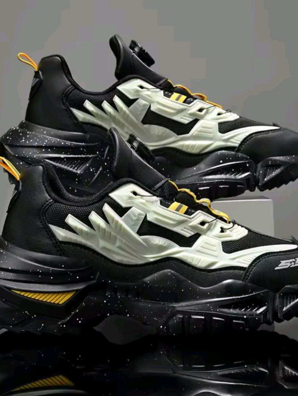 Men's Casual Tennis Shoes Luxury Trainer Race Lace Free Shoes